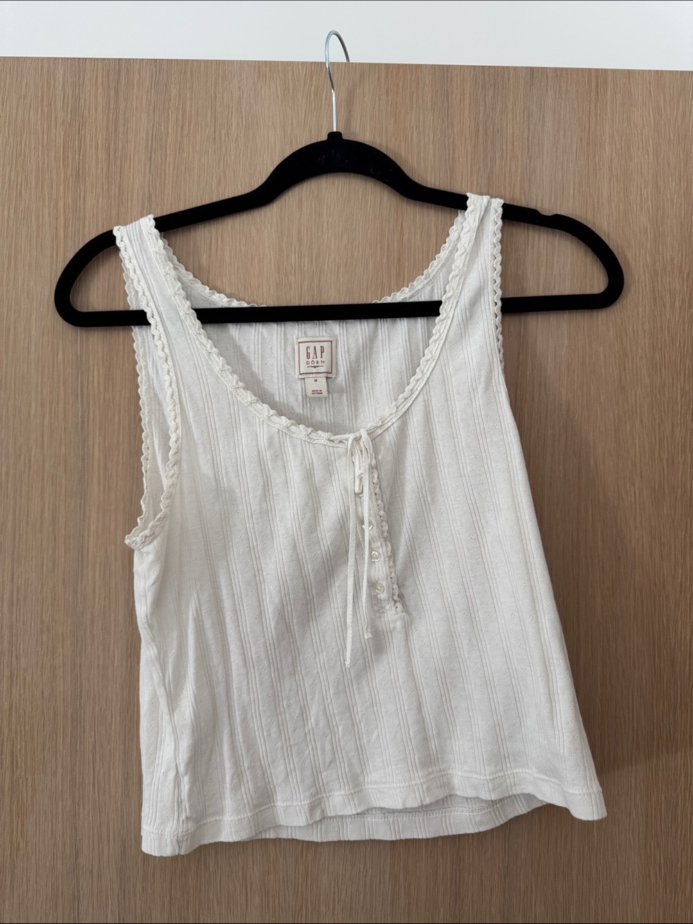 Doen x Gap White Pointelle tank. Size M.